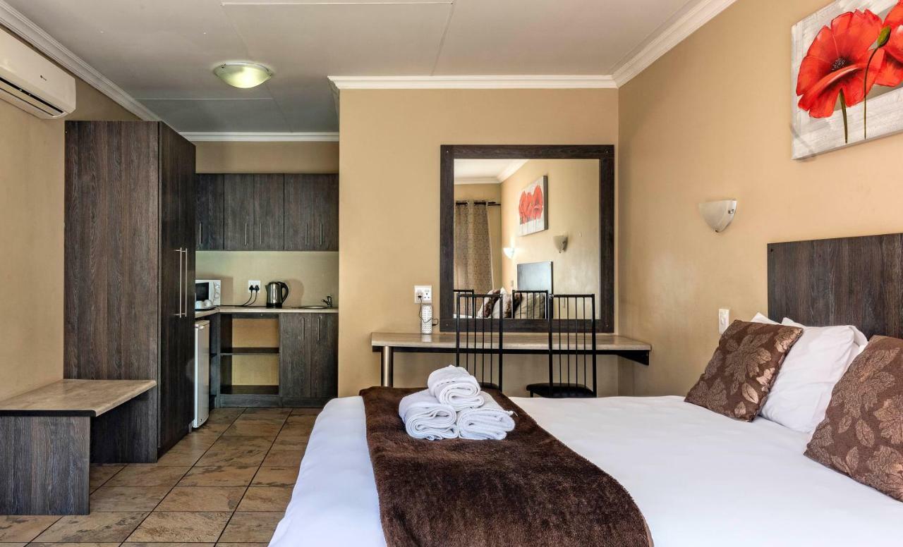 Kuruman Inn Buitenkant foto