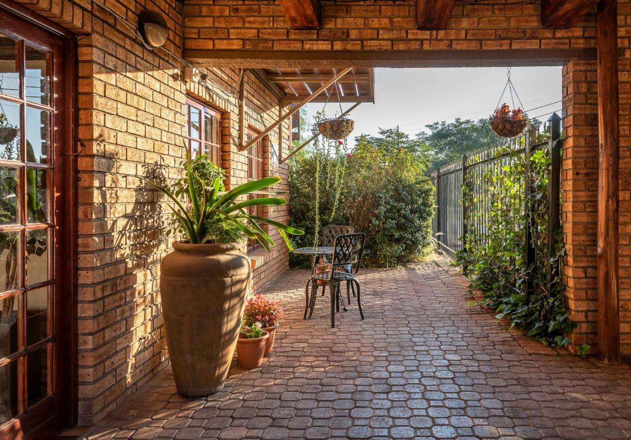 Kuruman Inn Buitenkant foto