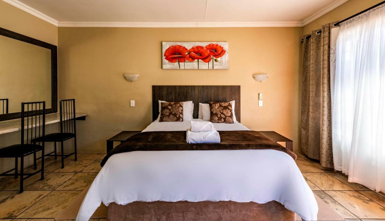 Kuruman Inn Buitenkant foto